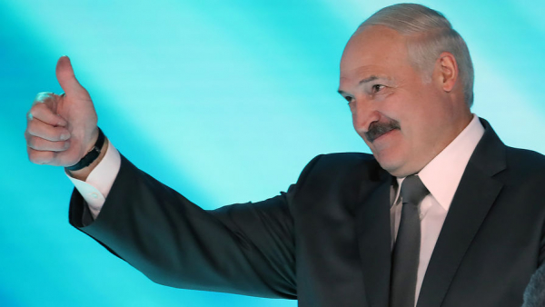 Опрос показал рейтинг Лукашенко на уровне 72,3%