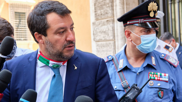 Сенат Италии разрешил судить Маттео Сальвини за лишение людей свободы