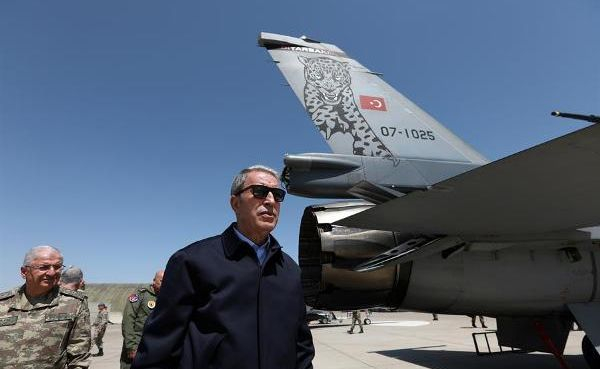 С-400 на F-35 не меняем: США несправедливы к Турции — министр обороны