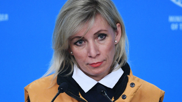 Захарова осудила санкции США против НИИ, занимавшихся вакциной от COVID-19