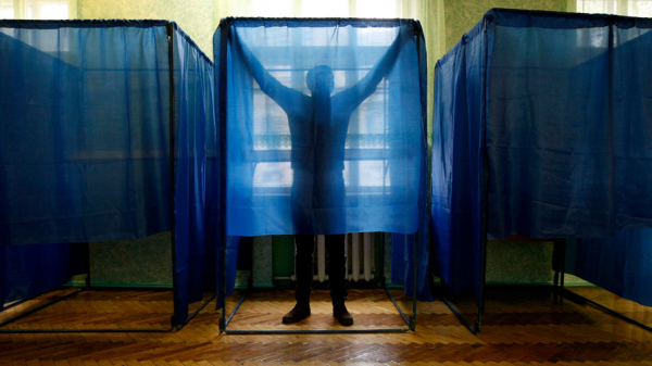 Почему Украина отменила выборы на подконтрольной Киеву части Донбасса