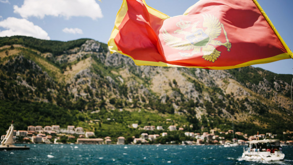 Украинский консул возмутился открытию границ Черногории для россиян