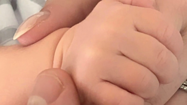 Крис Пратт и Кэтрин Шварценеггер поделились первым фото своей новорожденной дочери