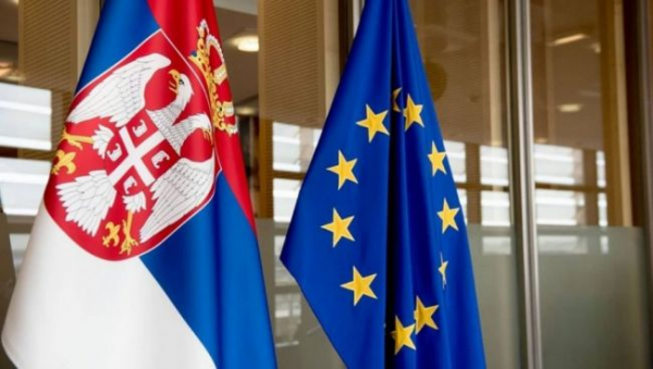 Уровень согласия Сербии с политикой Евросоюза составляет 48%
