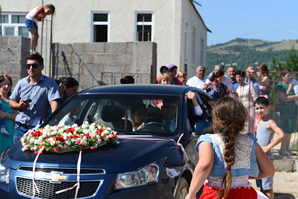 В Ингушетии запретили длинные свадебные кортежи