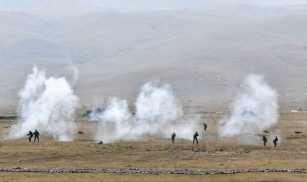 Армия обороны Нагорного Карабаха контрнаступает: Идут тяжёлые бои