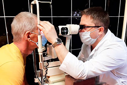 Российские врачи спасли от слепоты пациента со зрением минус 45