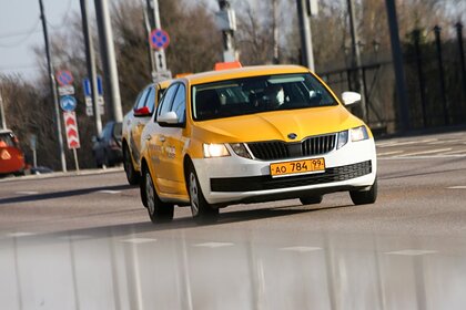 В России задумали обязать такси оборудовать машины детскими креслами